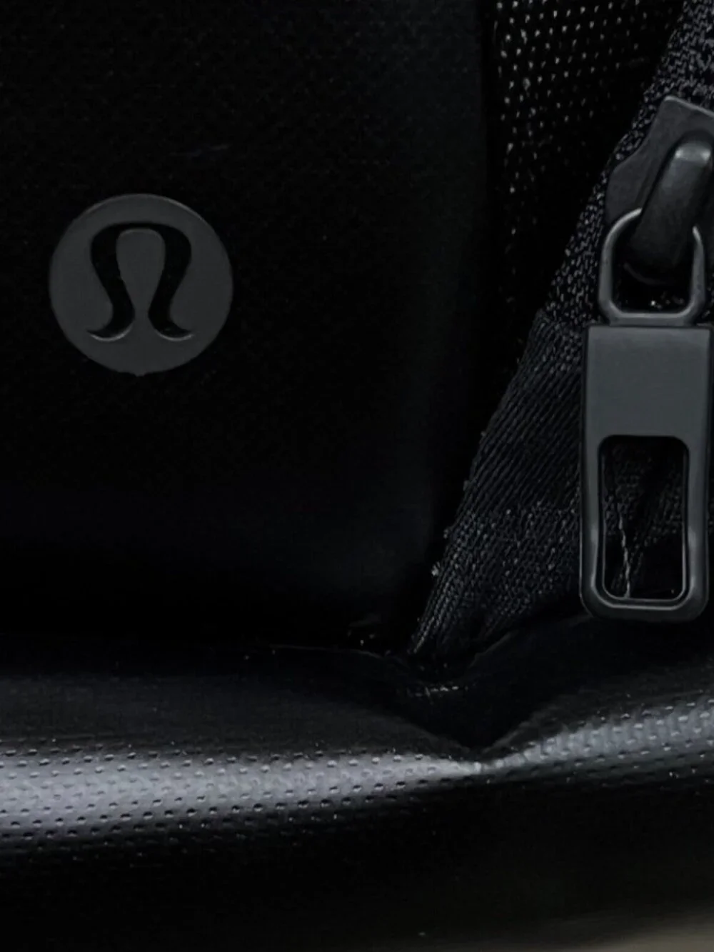 Lululemon More Miles Duffel 40L D Zip Crossbody - BRAND NEW WITH TAGS